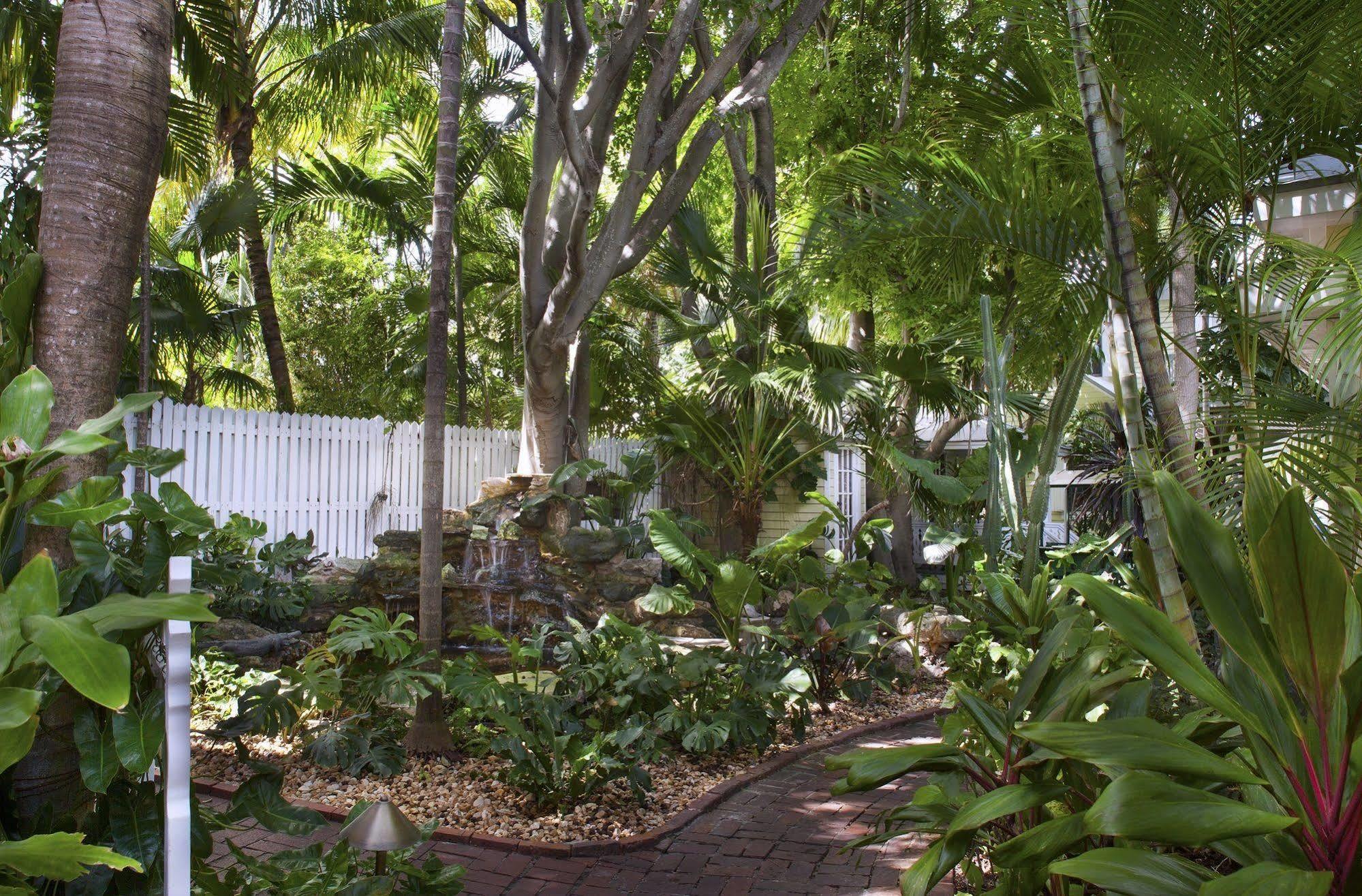 Island City House 3* Key West