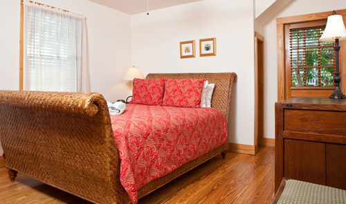 Hotel Island City House 3*